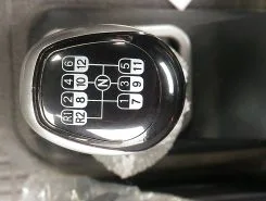 Тягач Седельный тягач Howo ZZ4327V3247Q 2019 года новый фото 5