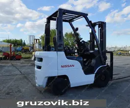 Вилочный погрузчик Nissan 1F1A18U 2012 года б/у фото 3