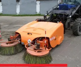 Дорожно-уборочный автомобиль Дорожно-уборочный автомобиль  МашКомДорсервис МТЗ-80/82 2015 года новый
