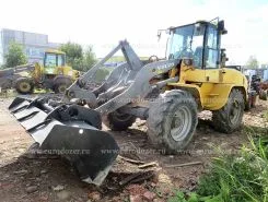 Фронтальный погрузчик Volvo L45 2003 года б/у