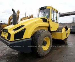 Дорожный каток Bomag BW 2011 года б/у