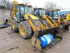 Экскаватор-погрузчик JCB 4CX - 4WS Sitemaster 2011 года б/у
