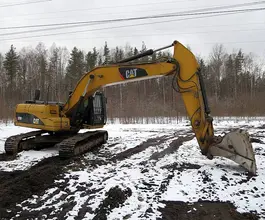 Экскаватор Caterpillar 320 DL 2010 года б/у