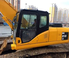 Экскаватор Komatsu PC 210 LC - 7K 2003 года б/у фото 2