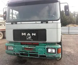 Тягач Седельный тягач MAN 19 1992 года б/у фото 2