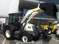 Экскаватор-погрузчик RM-Terex TLB 825 2017 года б/у