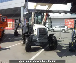 Экскаватор-погрузчик RM-Terex TLB 825 2017 года б/у фото 4