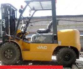 Вилочный погрузчик JAC CPCD30 2017 года б/у