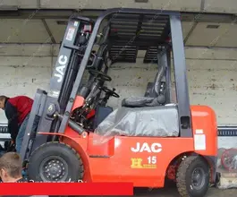 Вилочный погрузчик JAC CPCD15 2017 года б/у