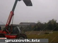 Телескопический погрузчик Manitou MLT 523 2006 года б/у фото 3