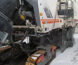 Дорожная фреза Wirtgen W 210 2011 года б/у