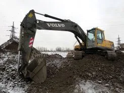 Экскаватор Volvo EC 240 2006 года б/у фото 3
