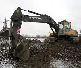 Экскаватор Volvo EC 240 2006 года б/у фото 3