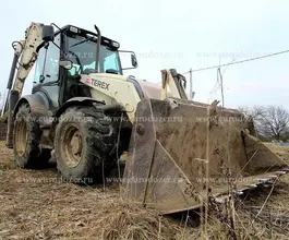 Экскаватор-погрузчик Terex 860 SX 2006 года б/у фото 3