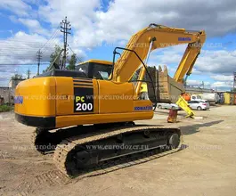 Экскаватор Komatsu PC 200-7 2010 года б/у фото 2