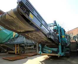 Дробильная установка Powerscreen Warrior 1800 2013 года б/у фото 3