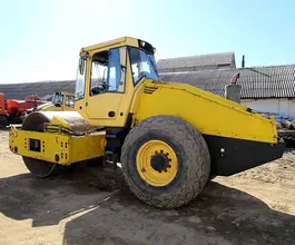 Дорожный каток Bomag BW 213 D-40 2006 года б/у фото 2