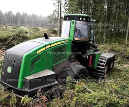 Харвестер John Deere 1270E 2010 года б/у фото 3