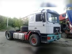 Тягач Седельный тягач MAN 19 1992 года б/у фото 3