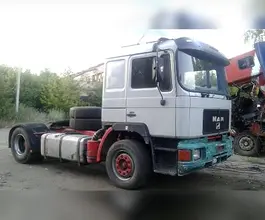 Тягач Седельный тягач MAN 19 1992 года б/у фото 3