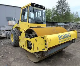 Дорожный каток Bomag BW 213 DH-4 2013 года б/у фото 3
