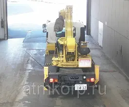 ISUZU Forward  2010 года б/у фото 3