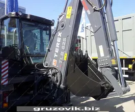 Экскаватор-погрузчик RM-Terex TLB 82 2017 года б/у фото 3