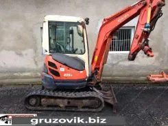 Экскаватор Kubota U25 2003 года б/у