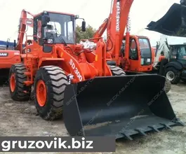 Экскаватор-погрузчик DISD SD300 2018 года б/у