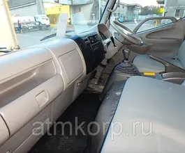 Автофургон Автофургон  Toyota 2011 года б/у фото 4