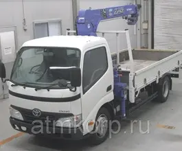 Самопогрузчик Toyota Dyna с КМУ  2010 года б/у