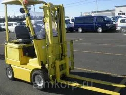 Вилочный погрузчик Toyota FORKLIFT 2018 года б/у