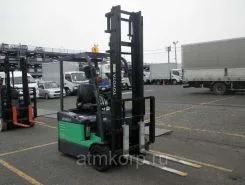 Вилочный погрузчик Toyota FORKLIFT 7FBE13 2012 года б/у