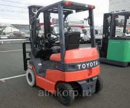 Вилочный погрузчик TOYOTA FORKLIFT 7FB15 2013 года б/у фото 2