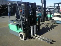Вилочный погрузчик Toyota FORKLIFT 2009 года б/у