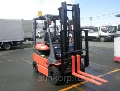 Вилочный погрузчик Toyota FORKLIFT 2011 года б/у