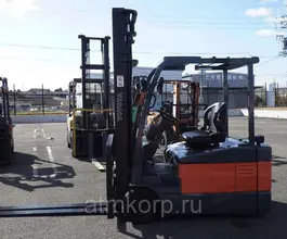 Вилочный погрузчик Toyota FORKLIFT 7FBE20 2005 года б/у фото 4