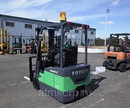 Вилочный погрузчик TOYOTA FORKLIFT 2018 года б/у фото 2