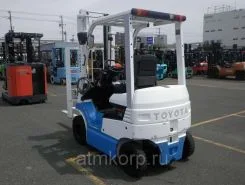 Вилочный погрузчик Toyota FORKLIFT 7FB14 2007 года б/у фото 2