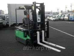 Вилочный погрузчик Toyota FORKLIFT 2018 года б/у