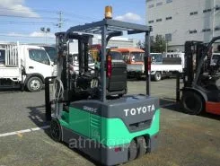 Вилочный погрузчик TOYOTA FORKLIFT 7FBEL18 2012 года б/у фото 2