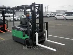 Вилочный погрузчик Toyota FORKLIFT 7FBEL18 2008 года б/у