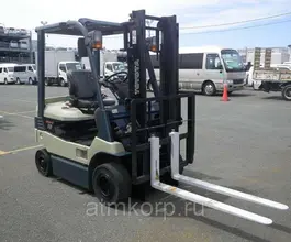 Вилочный погрузчик Toyota FORKLIFT 7FB18 2008 года б/у