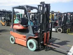 Вилочный погрузчик Toyota FORKLIFT 7FBL18 2012 года б/у