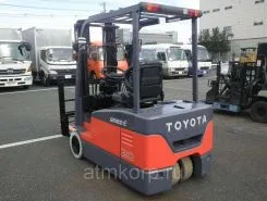 Вилочный погрузчик Toyota FORKLIFT 7FBE20 2012 года б/у фото 2