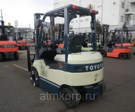 Вилочный погрузчик Toyota FORKLIFT 7FBH20 2012 года б/у фото 2