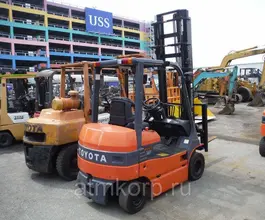 Вилочный погрузчик TOYOTA FORKLIFT 7FB25 2018 года б/у фото 2