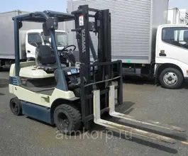 Вилочный погрузчик Toyota FORKLIFT 7FB25 2002 года б/у