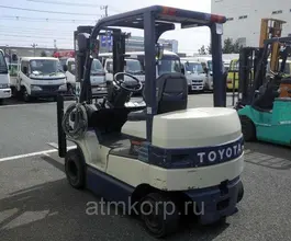 Вилочный погрузчик Toyota FORKLIFT 7FB25 2002 года б/у фото 2
