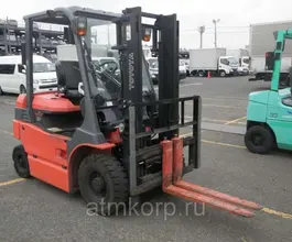 Вилочный погрузчик Toyota FORKLIFT 40-7FB25 2010 года б/у